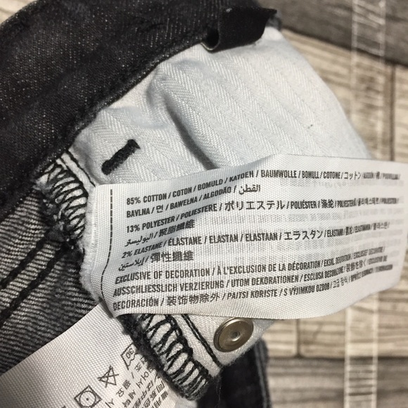 Abercrombie Fitch High Rise Cropped Flare Jeans Women’s 24/26R Black Gray - Picture 6 of 11